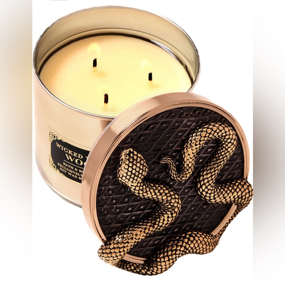Wicked Vanilla Woods Halloween Candle Snake Lid -